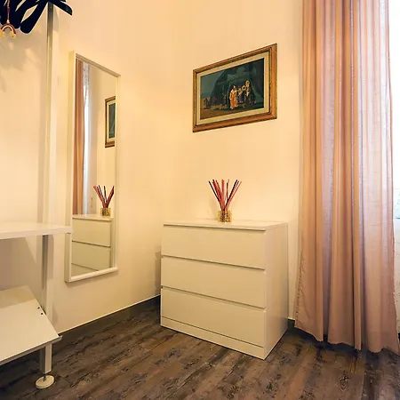 Апартаменты Tina House